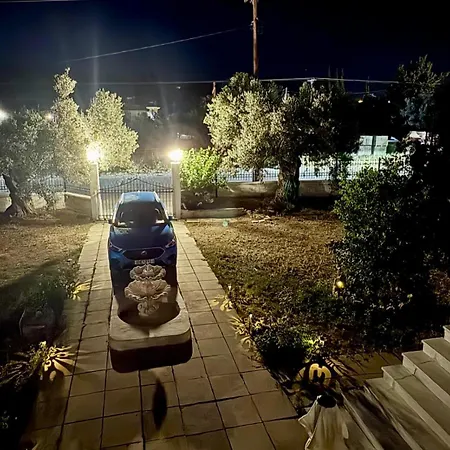 Marys Eretria Apartment