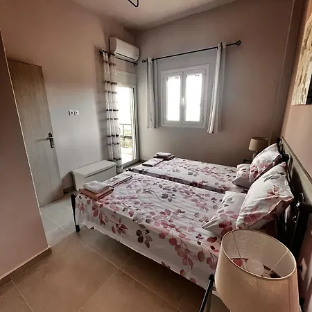 Marys Eretria * Malakóndas