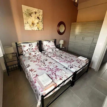 Marys Eretria Apartmán