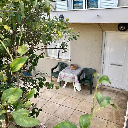 Marys Eretria * Malakóndas